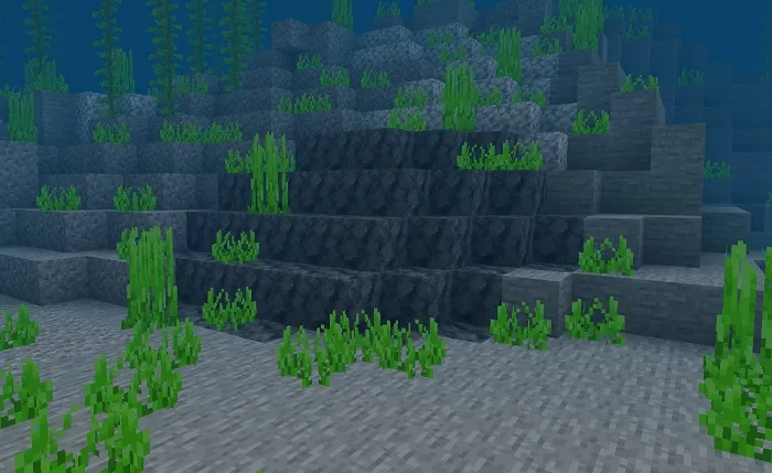 Аметистовая жеода под водой в Minecraft