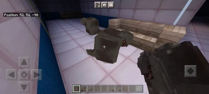 Маленький жуткий монстр в Майнкрафт