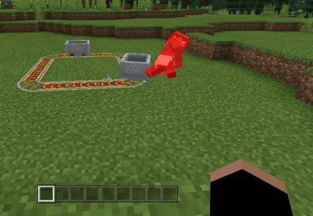 Как вагонетка сбивает моба