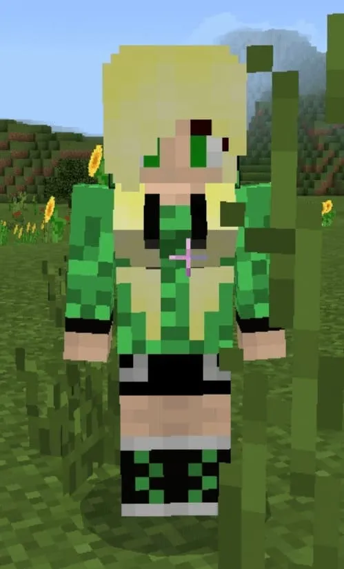 Девушка крипер в Майнкрафт