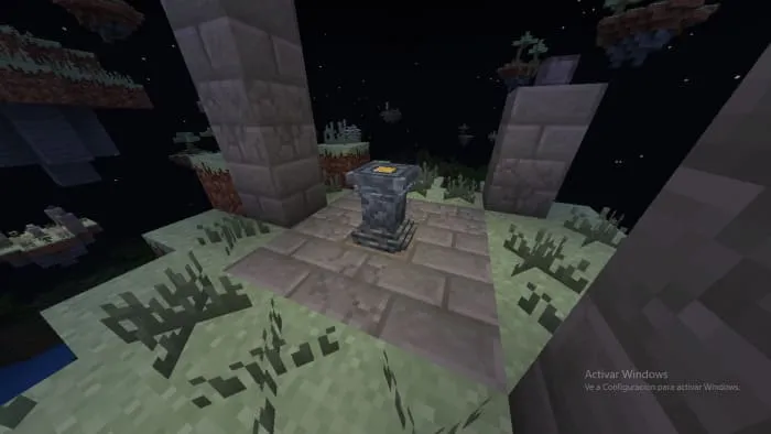 Новая каменная статутая