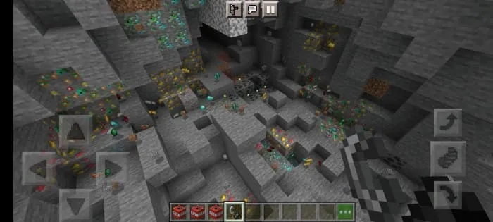 Двойные руды в пещерах Майнкрафт