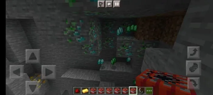 Двойная руда из алмазов и изумрудов