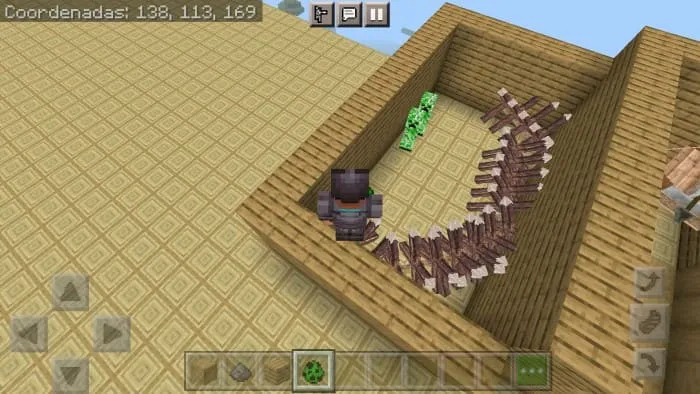 Стена из шипов в Майнкрафт