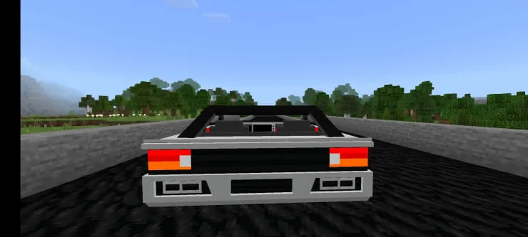 Автомобиль сзади