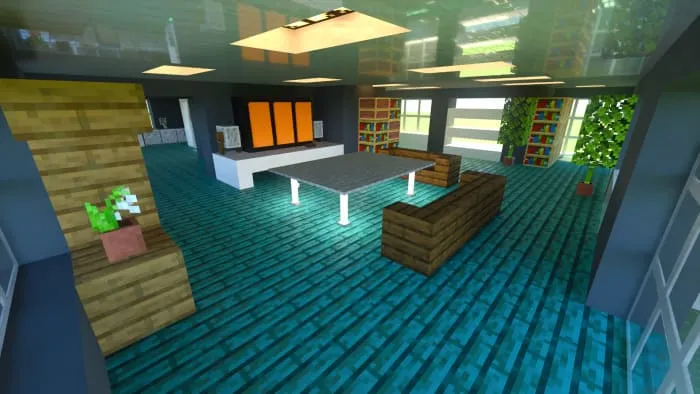 Большая комната со столом