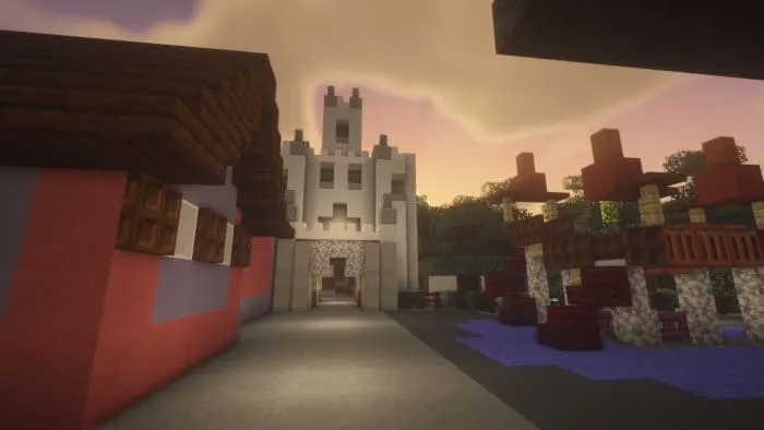 Замок в парке