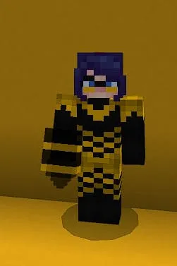 Игрок в костюме пчелы