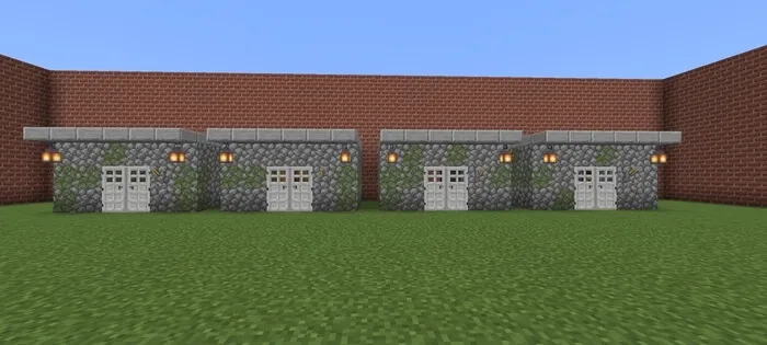 Гаражи с железными дверями