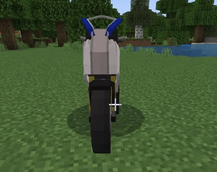 Вид мотоцикла спереди