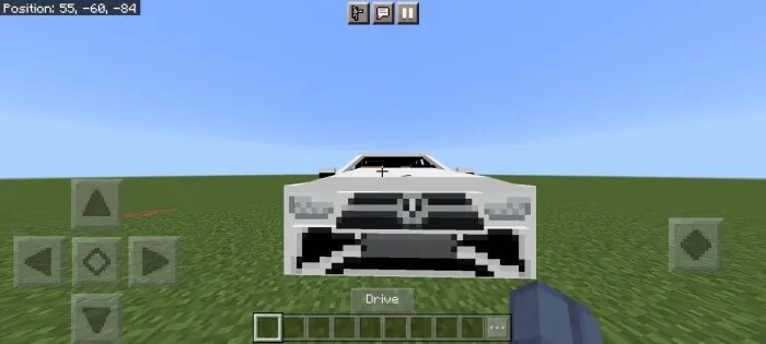 Вид мерседеса спереди