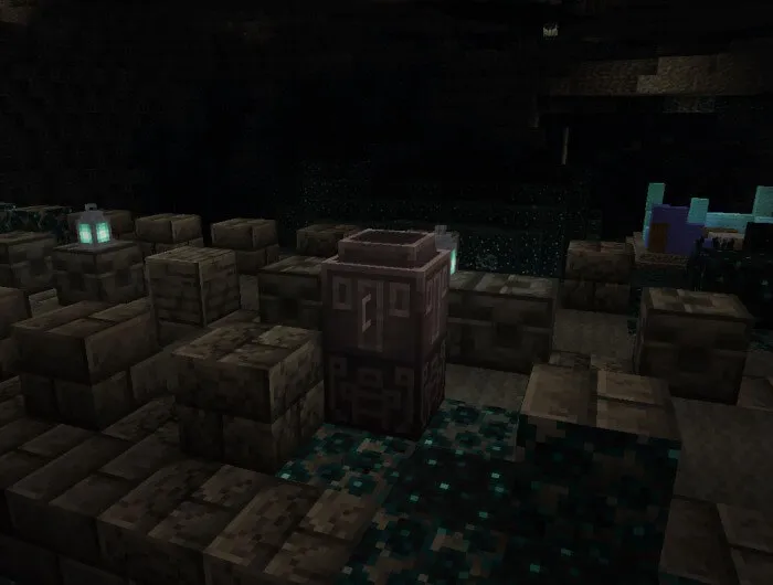 Вид огромного горшка