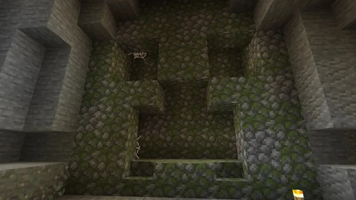 Статуя лица крипера