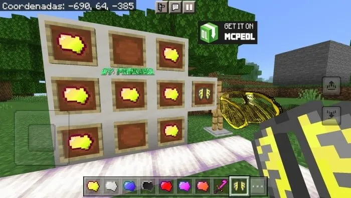 Крылья желтых бабочек