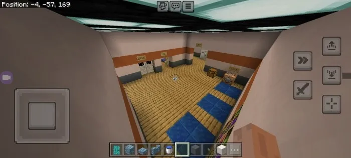 Пол в тюрьме