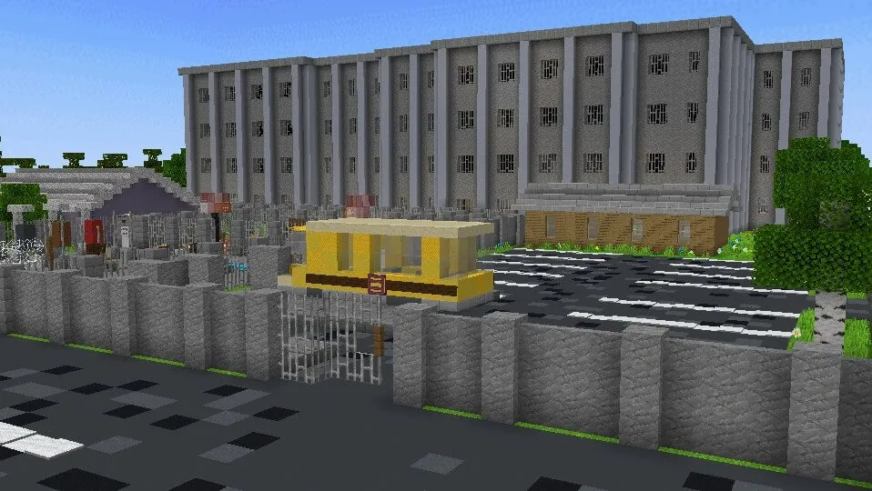 Большое каменное здание