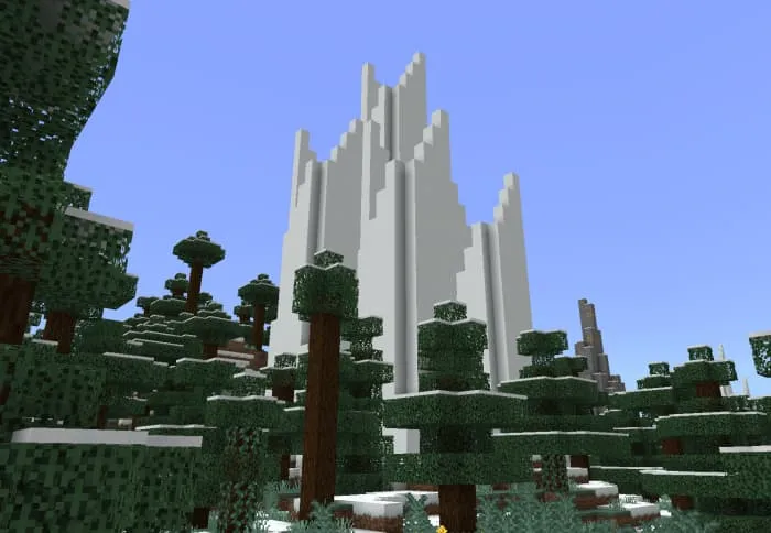 Вид на башню из снега