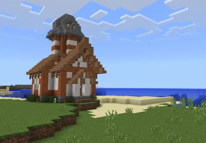 Здание маяка на берегу