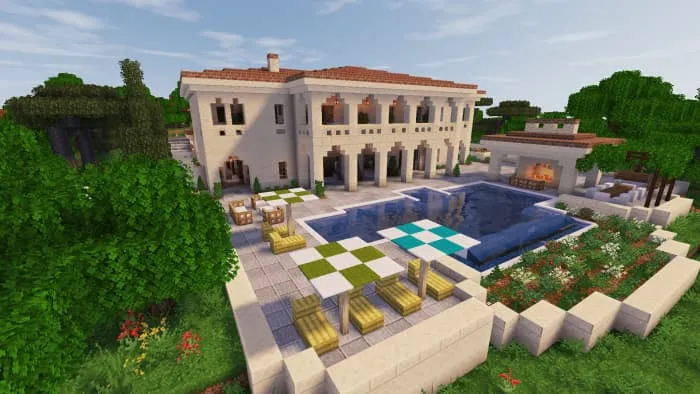 Задний двор дома