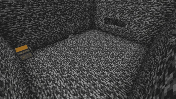 Камера с сундуком