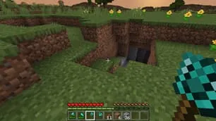 Игрок смотрит на вход в пещеру