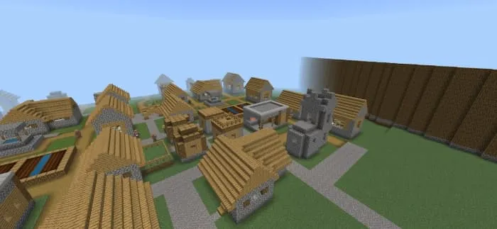 Деревня возле стены