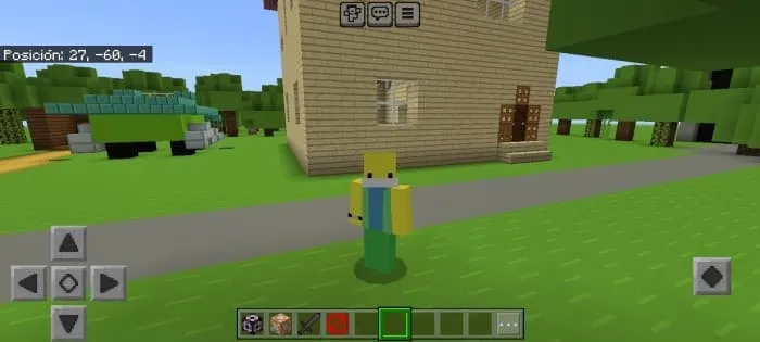 Игрок возле дома