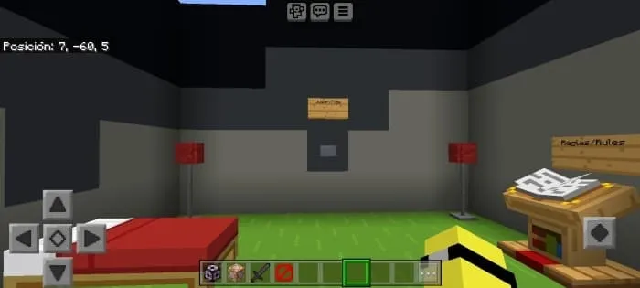 Кровать и кнопка