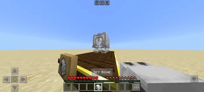 Скелетная голова нюхача в руке