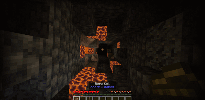 Веревочная катушка в руке