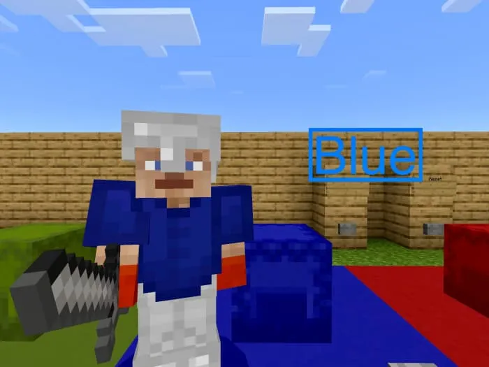 Синий персонаж в броне