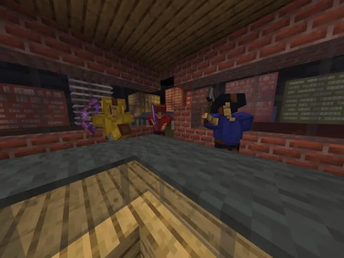 Доспехи с оружием