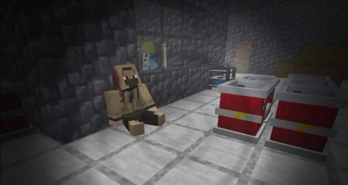 НПС возле стены и бочек