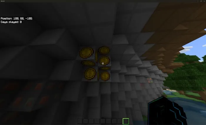 Монетный булыжник в пещере