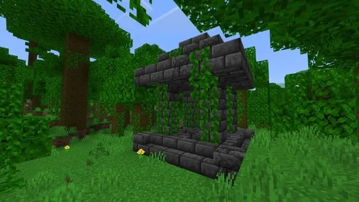 Храм в джунглях