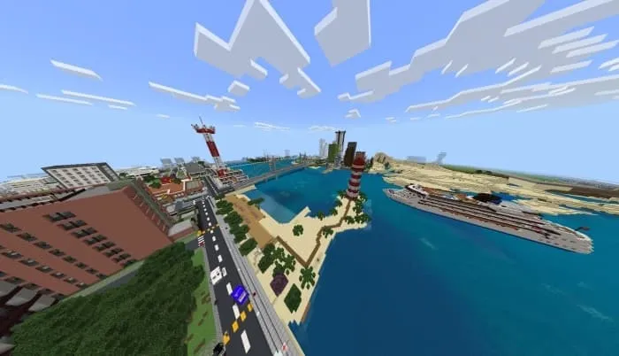 Вид на город и корабль