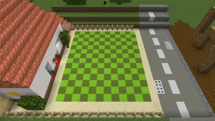 Вид на двор с улицей