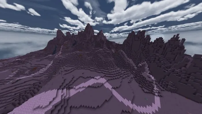 Горы снаружи бункера