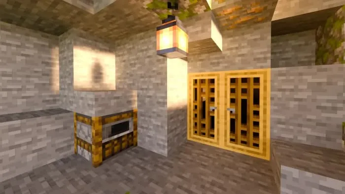 Решетчатые двери в пещере