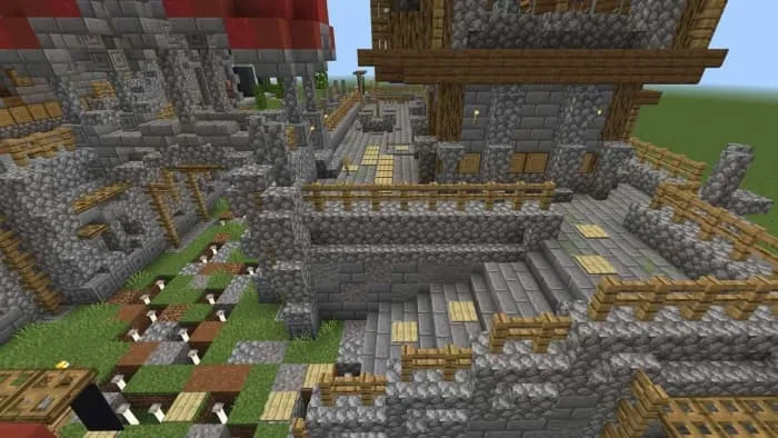 Огромный дом