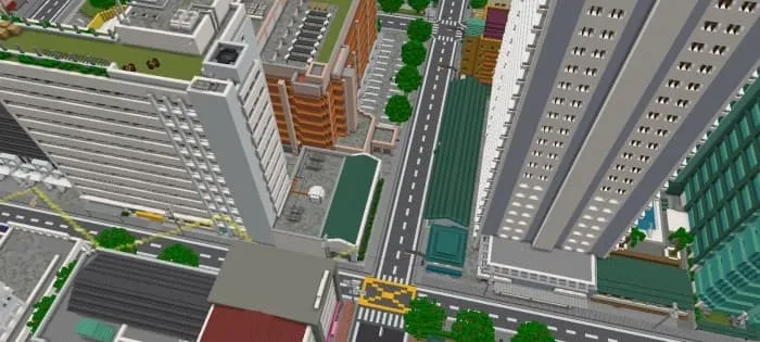 Огромные здания города СМИ