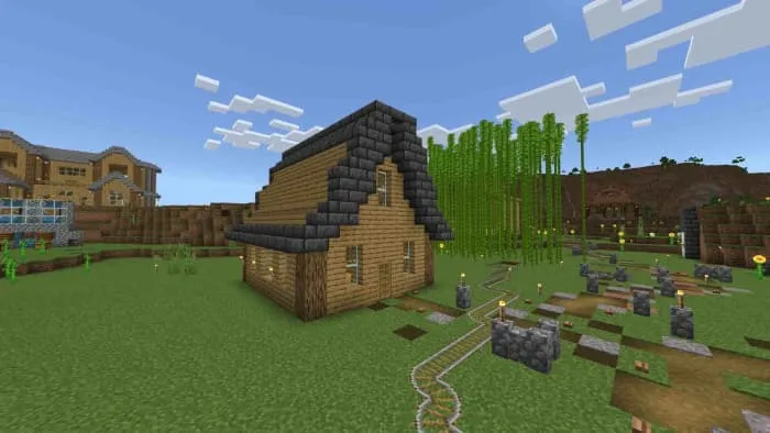 Дом с рельсами