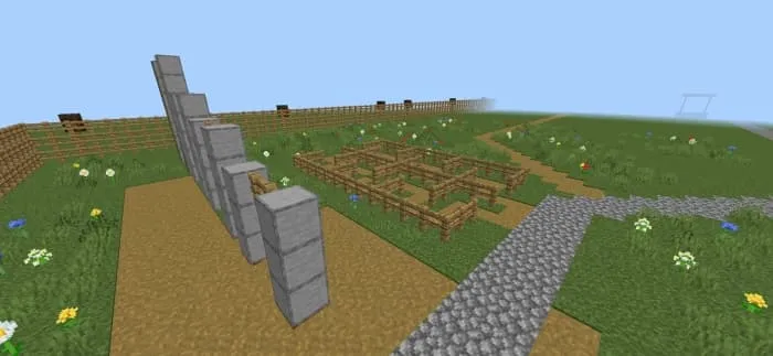 Уличная площадка возле школы