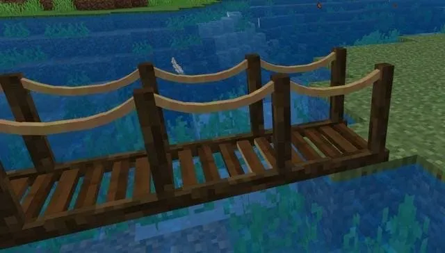 Вид моста из темного дуба