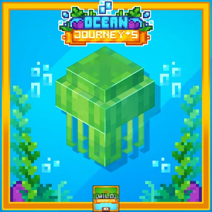 Зелёная медуза плывет