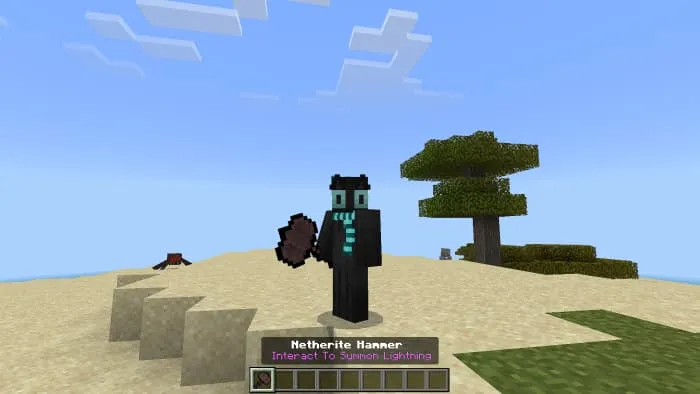 Молот в руке