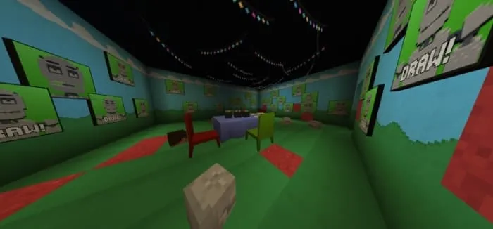 Стол в жуткой комнате