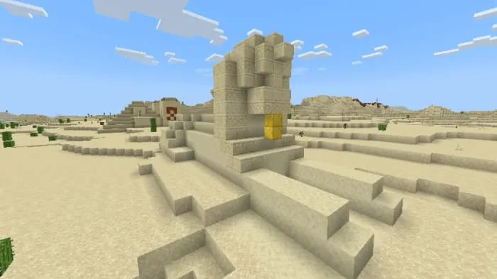 Каменная статуя сфинкса, охраняющая пустынные земли