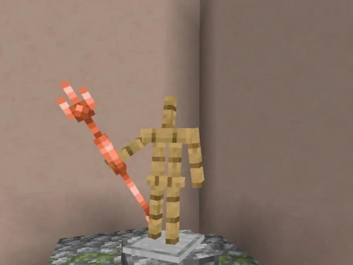 Новый вид трезубца на стойке для брони