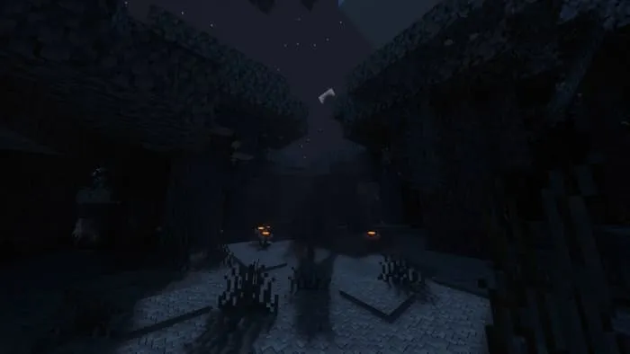 Ночной бледный сад